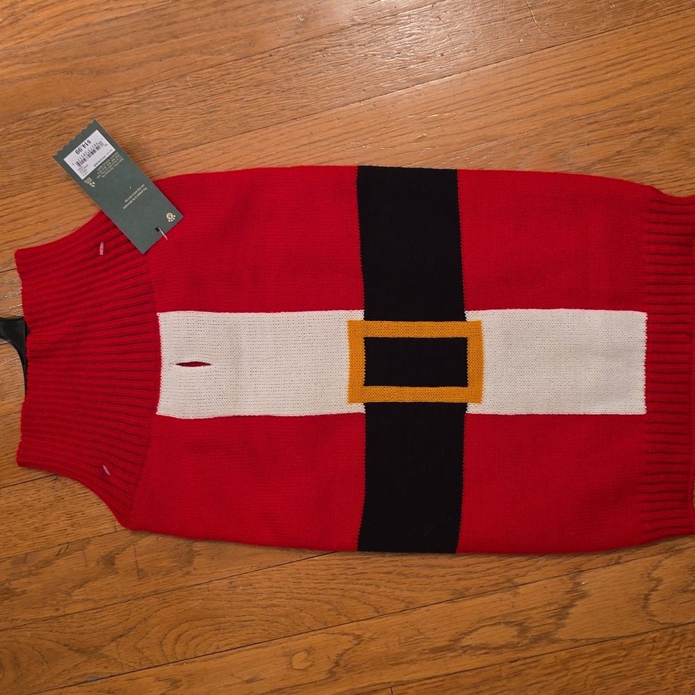 PAW & TAIL PET DOG RED HOLIDAY SWEATER SIZE MEDIUM
